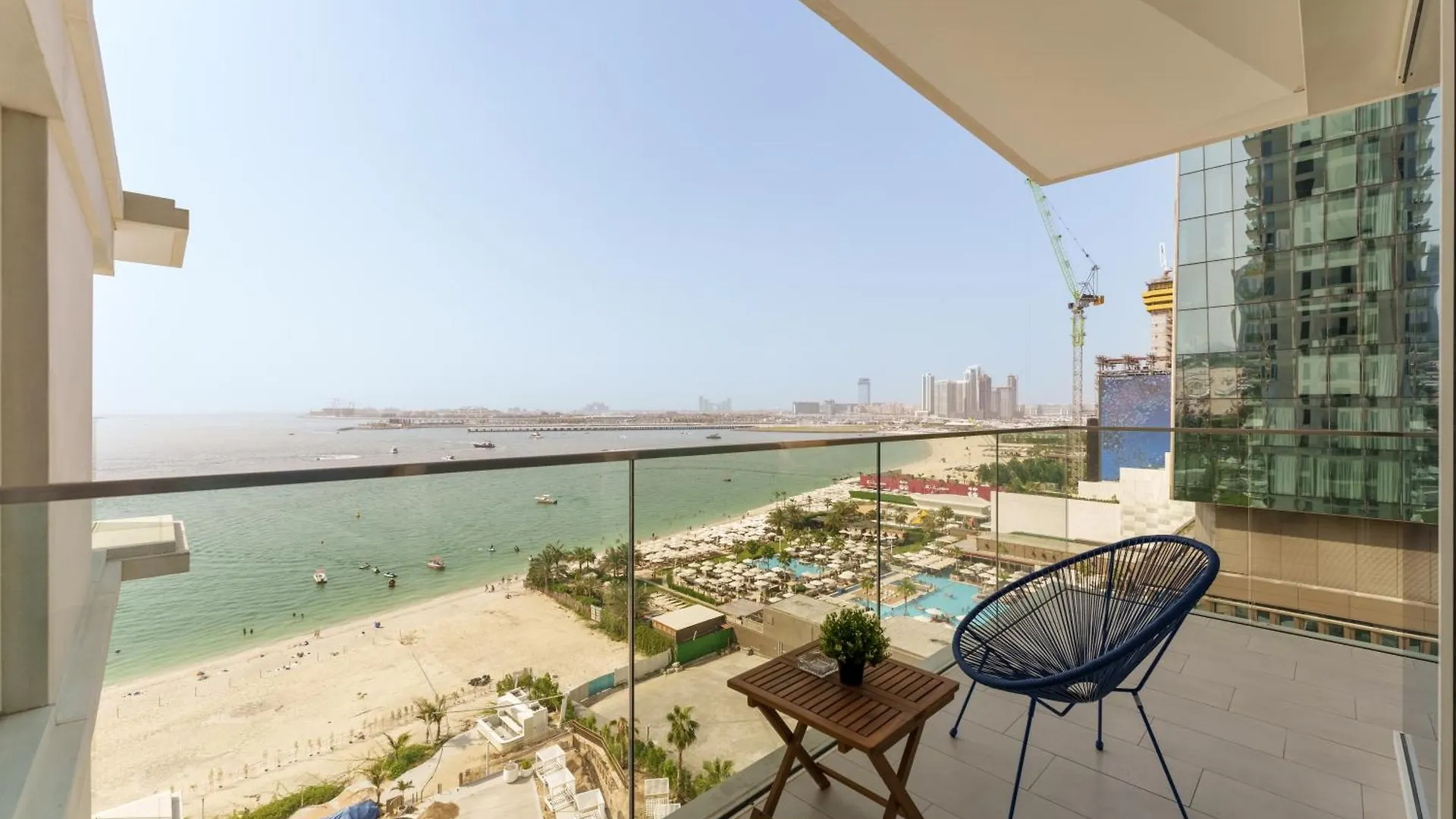 Beachfront Luxury Living At La Vie Residence Jbr ドバイ